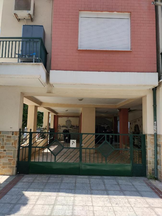 Museum Apartment Volos Exterior photo